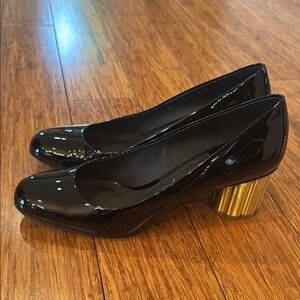 Black and Gold Ferragamo Women's Shoes